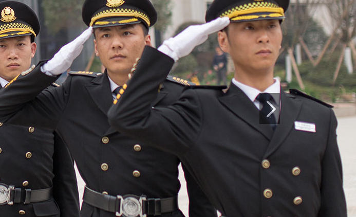 銀行保安如何應(yīng)對(duì)突發(fā)安全事件？需與哪些團(tuán)隊(duì)協(xié)作？